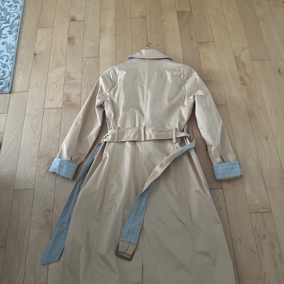 Trench coat - Picture 2 of 2